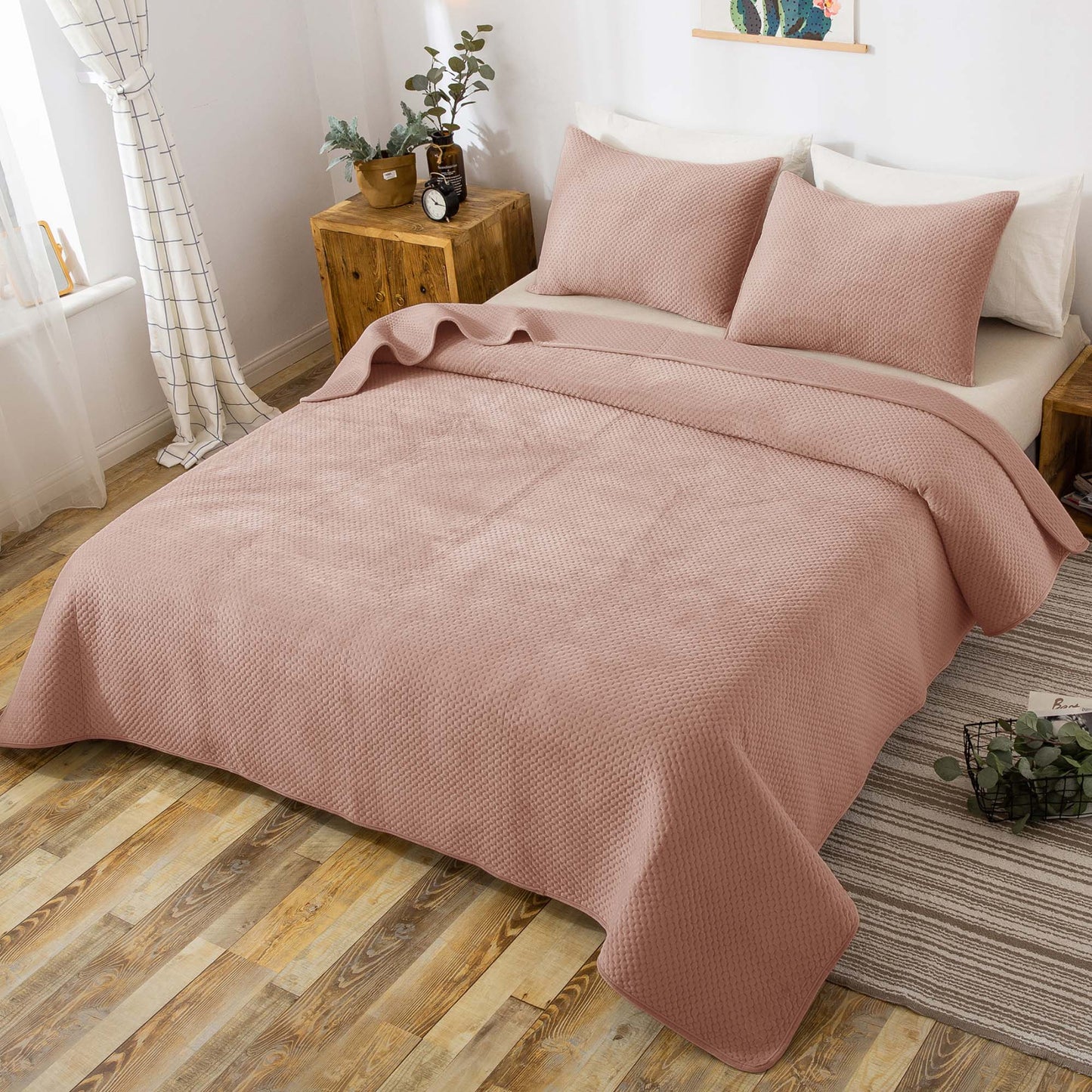 Kasentex Ultra Soft Plush Poly-Velvet Quilt Set, Queen, King, Room Decor, Graduation Gifts, Father's Day Gift