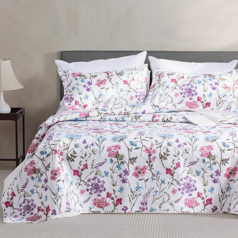 Kasentex Spring Floral Quilt Set - Lightweight & Reversible - Cozy & Stylish Bedding - Machine Washable, Room Decor, Graduation Gifts