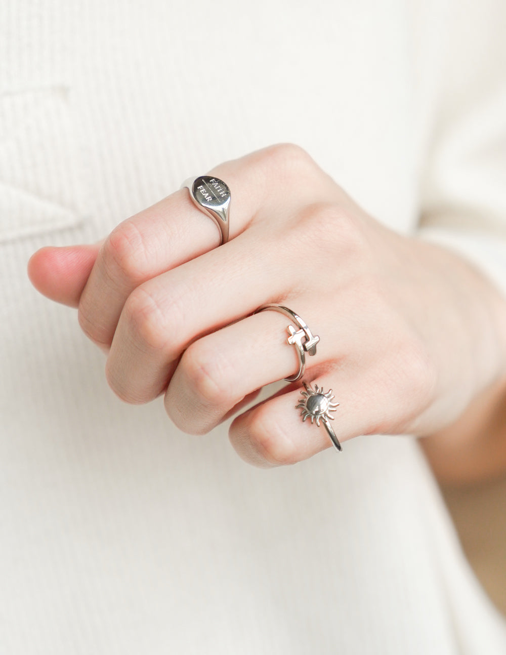 Anillo de plata "Fe sobre miedo"