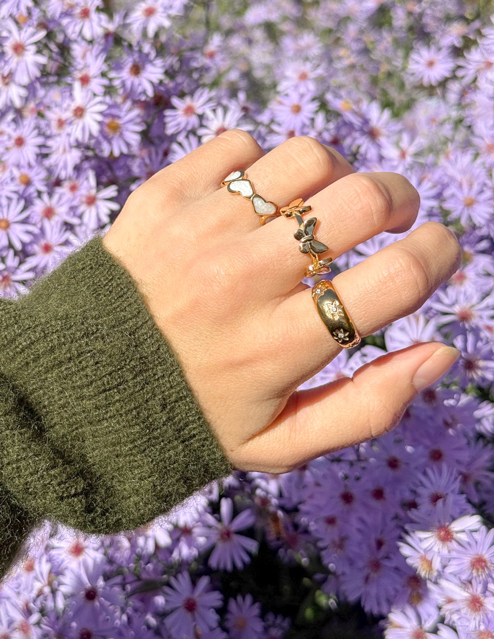 Anillo de cúpula floral
