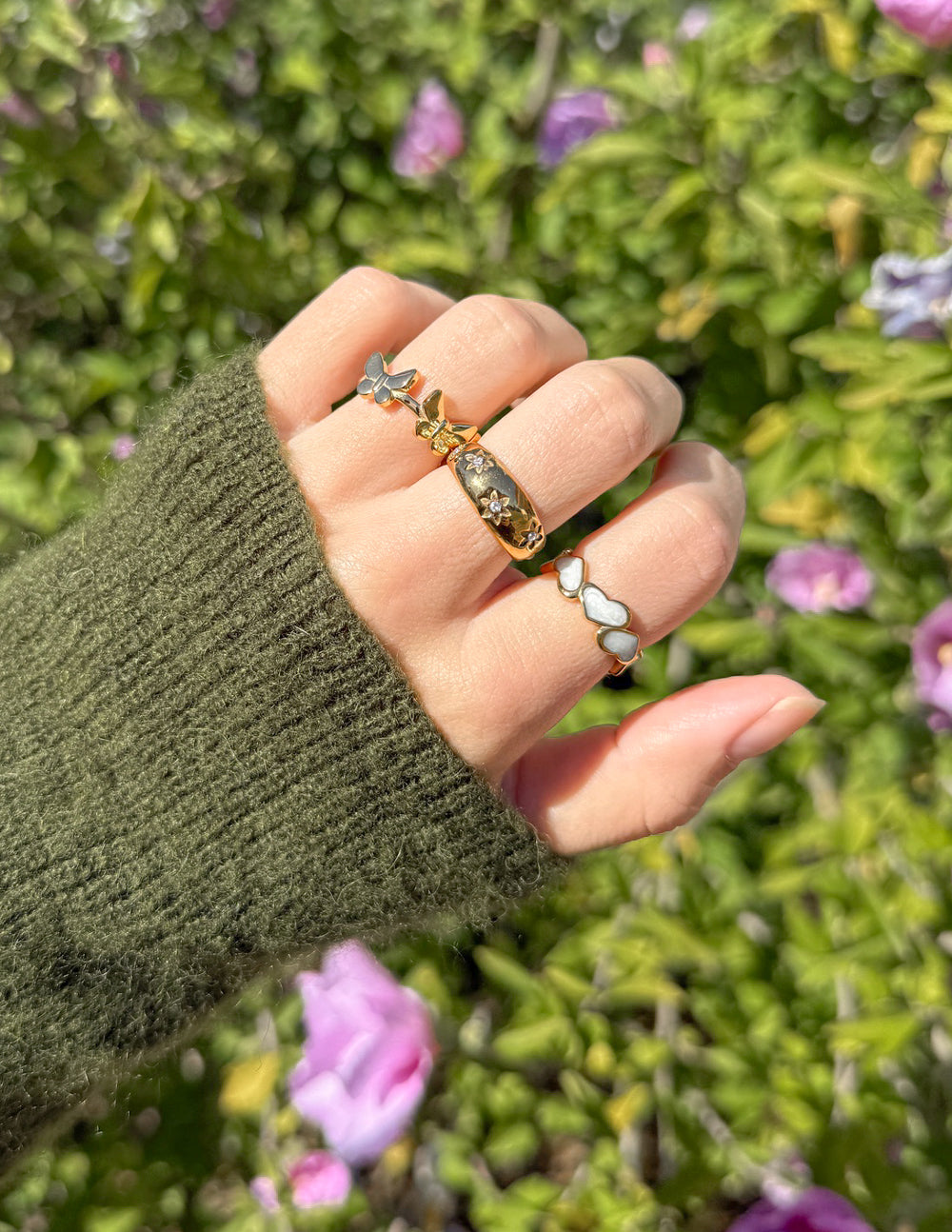 Anillo Vuelo de Mariposa