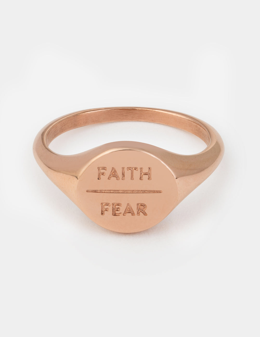 Anillo chapado en oro rosado «Fe sobre el miedo»