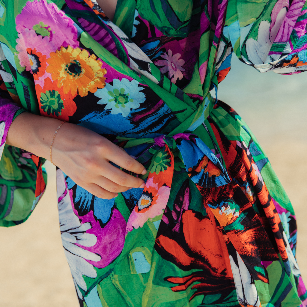 Short Kimono Robe - Flower Vibes