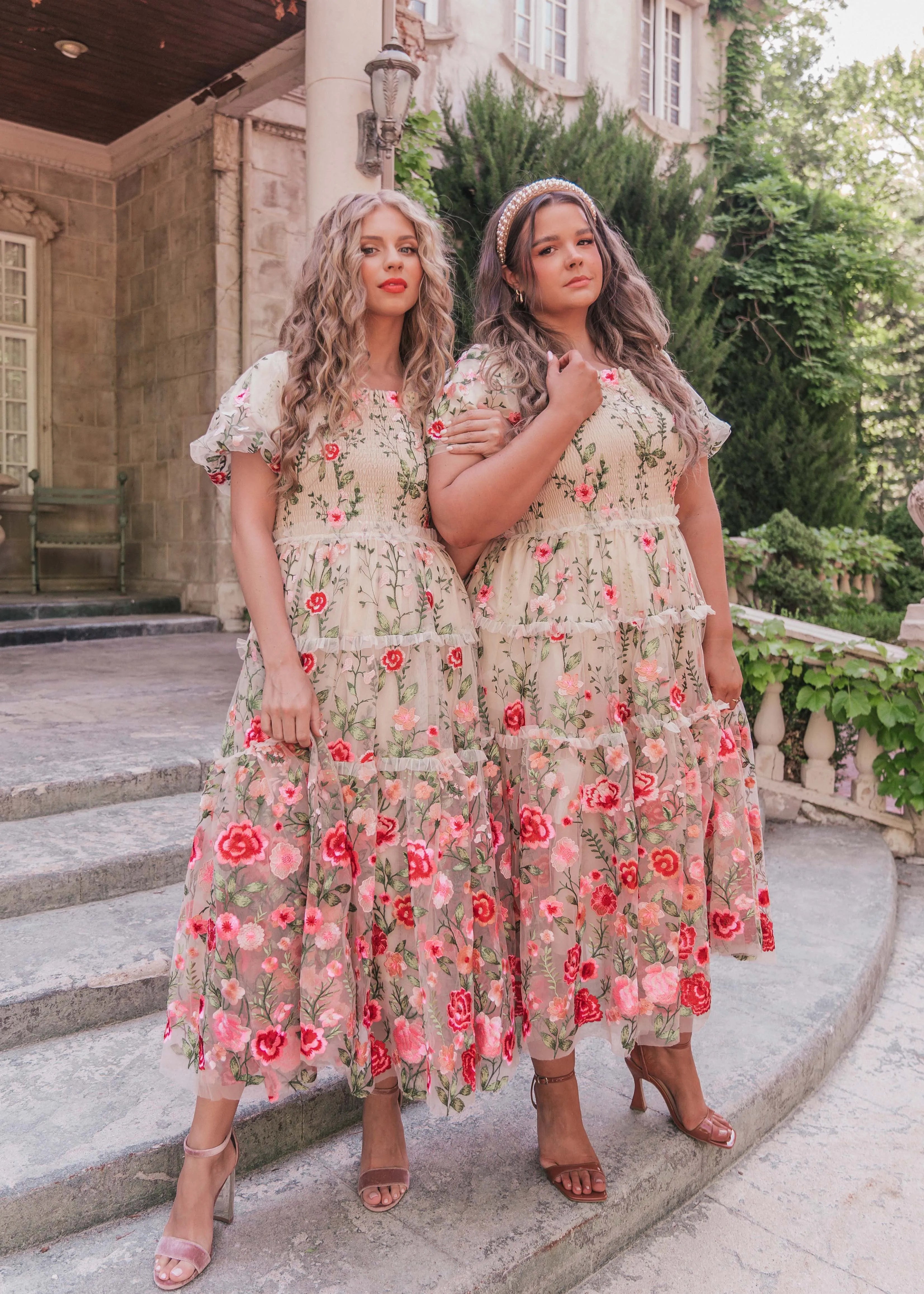 Rose Dress Midi - Cream