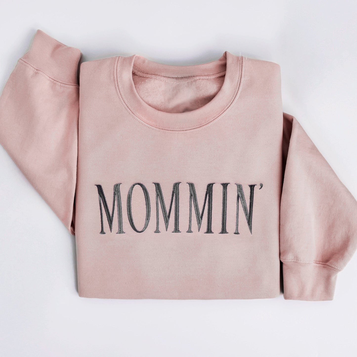 Mommin’ Sweatshirt | Embroidered Mom Crewneck